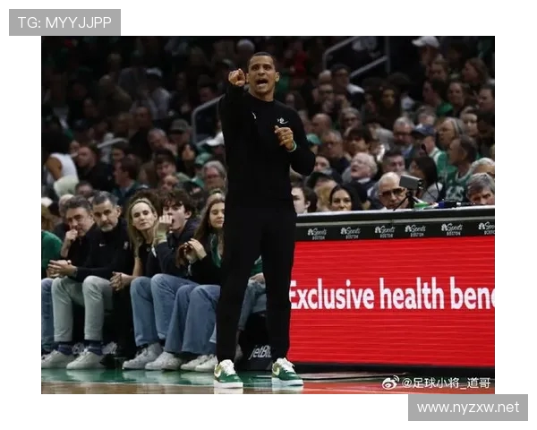 沃尔什下半场缺阵 马祖拉解释身体不适仍为球队拼尽全力中心比赛